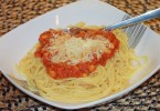 Špagety s tuniakovou omáčkou